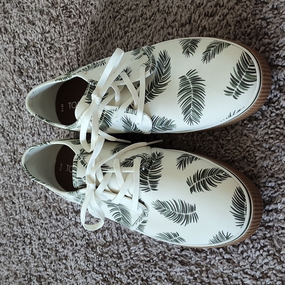 TOMS men's Carlo sneakers with leafy print-12 - Picture 2 of 8